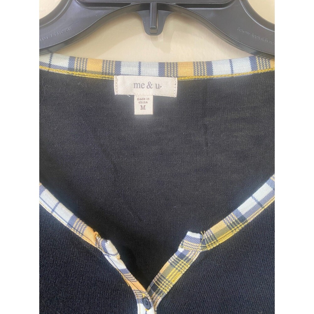 Women's Me & U Top Long Sleeve Shirt with plaid trimming Sz Medium - Picture 4 of 9
